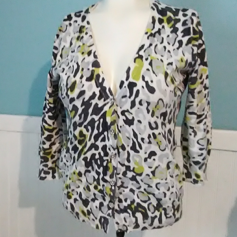 SALE New York & Company Cardigan. Size S - Picture 1 of 6